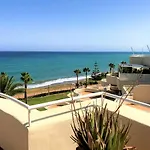 Penthouse Bermuda 9 *