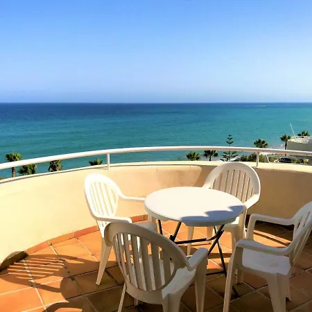 Penthouse Bermuda 9 *