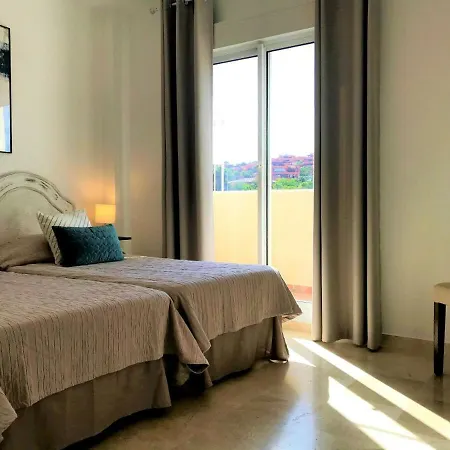 Penthouse Bermuda 9