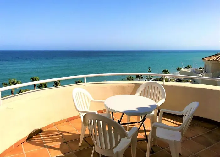 Penthouse Bermuda 9 *